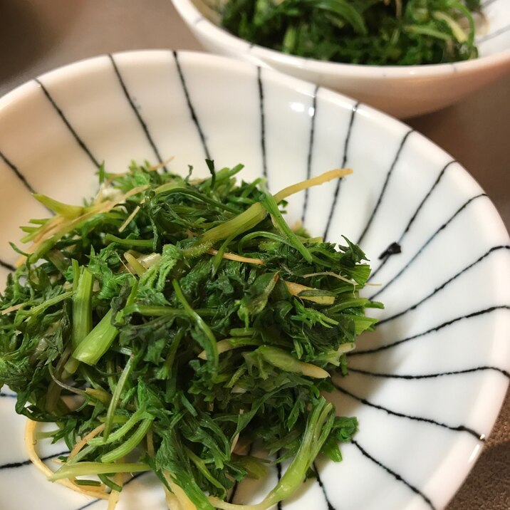 人参の葉っぱでおひたし(抜き菜)